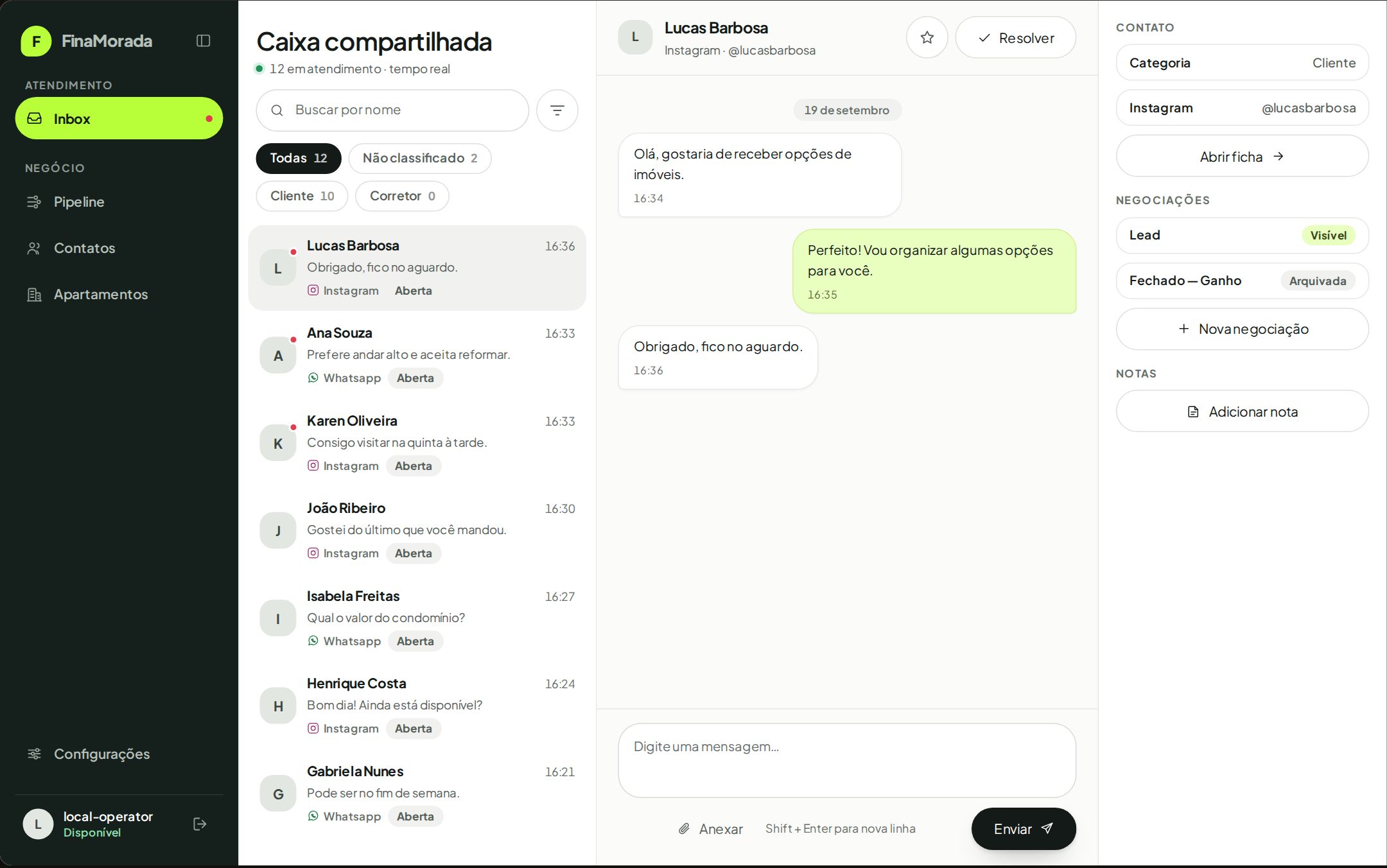 Caixa de entrada compartilhada do FinaMorada com conversas do Instagram e do WhatsApp